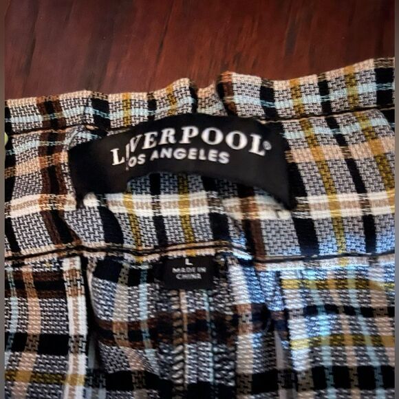 Liverpool Los Angeles Plaid Pattern Paper bag Waist Shorts Size Size Large NWT - Picture 6 of 7
